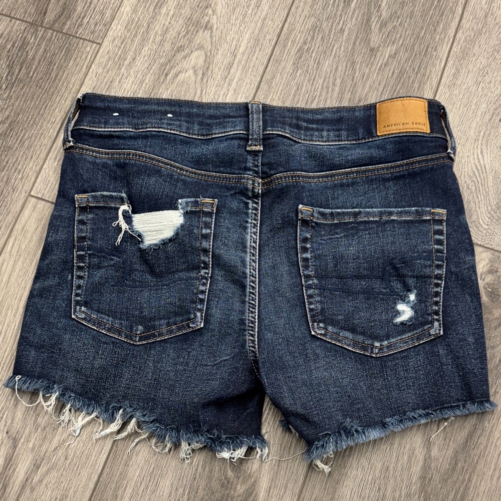 American Eagle Midi Shorts - Picture 5 of 5